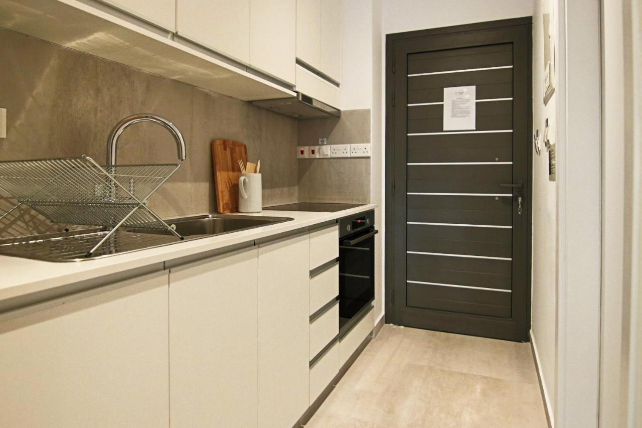 Apartamento Phaedrus Living Seaside Luxury Flat Athina 123 Paphos Exterior foto