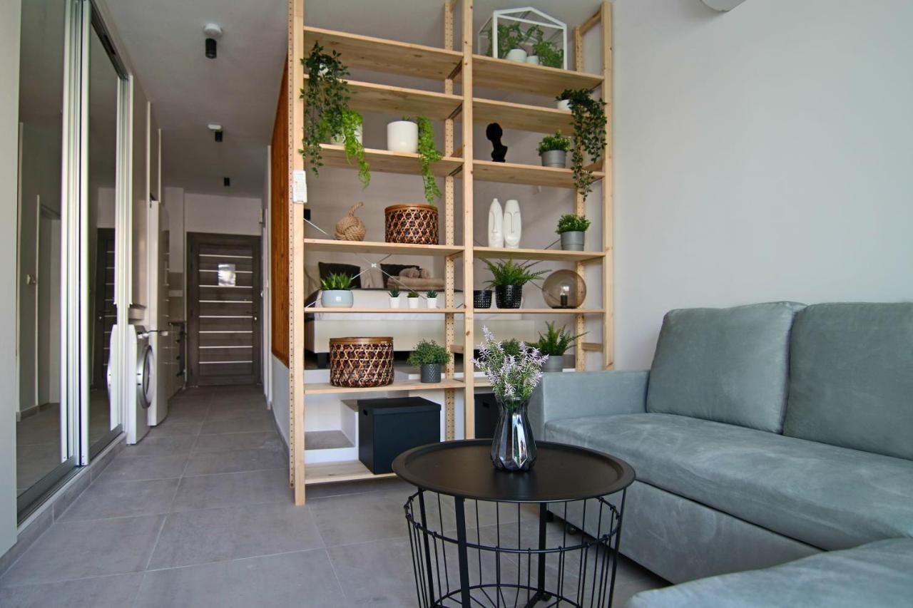 Apartamento Phaedrus Living Seaside Luxury Flat Athina 123 Paphos Exterior foto